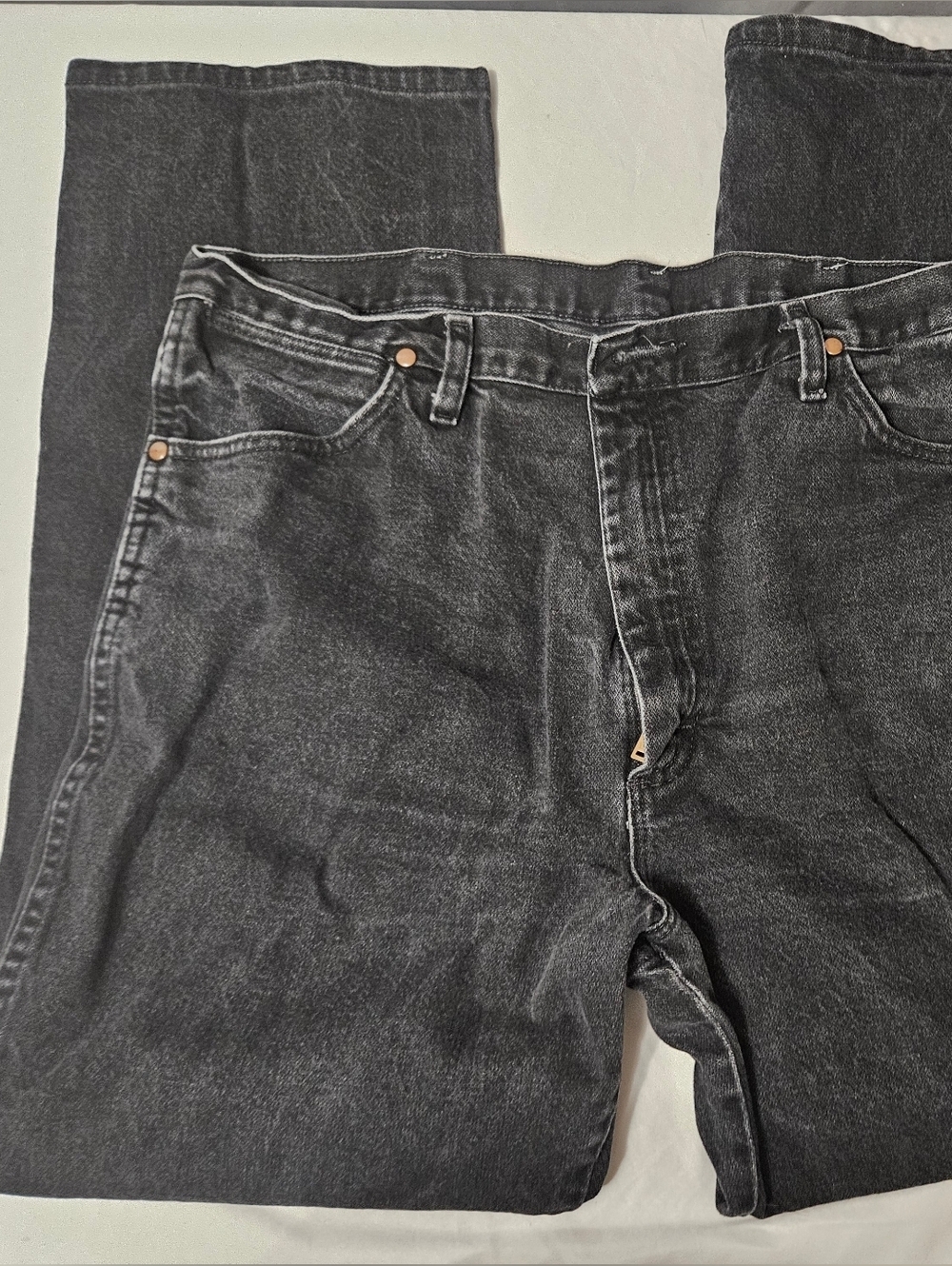 Mens Wrangler 936 Black Boot Cut Jeans Size 40X32! - Picture 2 of 6